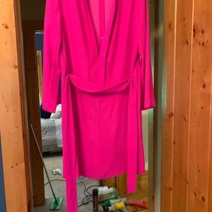 Trina Turk hot pink 3/4 sleeve dress fabric belt